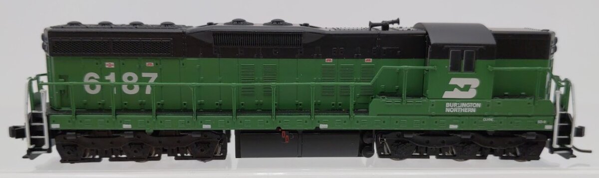 Atlas 40005314 N Scale BN EMD SD9 Diesel Locomotive #6187 with DCC/Sound EX/Box