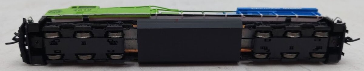 Fox Valley Models 70120 N Scale GEVO GE Hybrid Demonstrator Diesel #2010 w/ DCC VG/Box