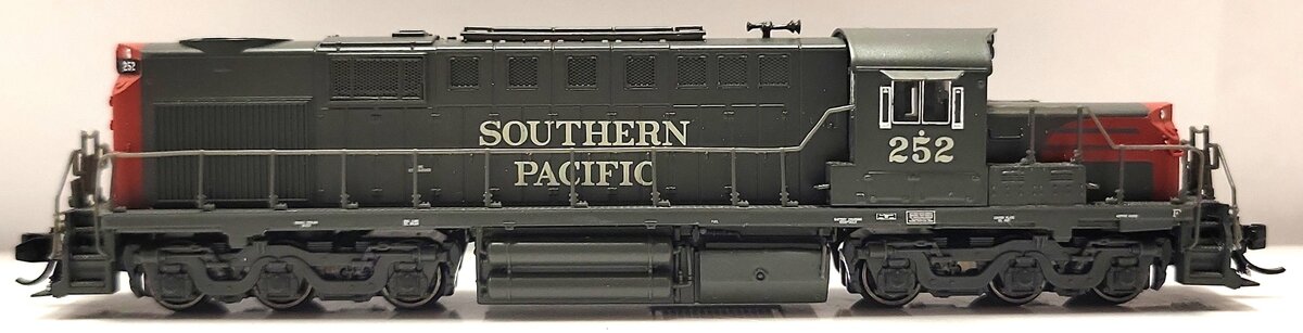 Broadway Limited 6625 N SP Alco RSD-15 Diesel Locomotive #252 w/ Sound/DC/DCC LN/Box