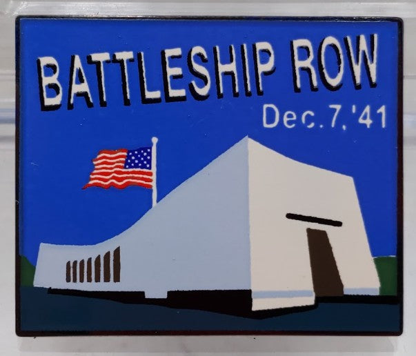 Micro-Trains 99321051 N Scale Pearl Harbor Battleship Row Diesel & Caboose Set LN/Box