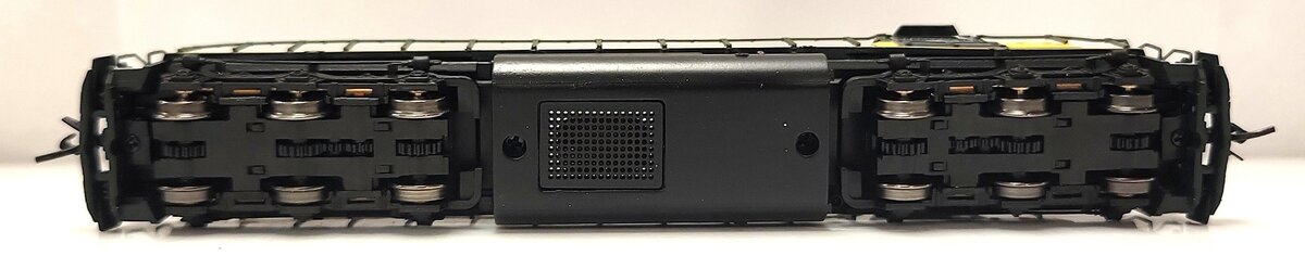 Broadway Limited 7956 N C&NW EMD SD40-2 Diesel Locomotive - Sound/DC/DCC #6867