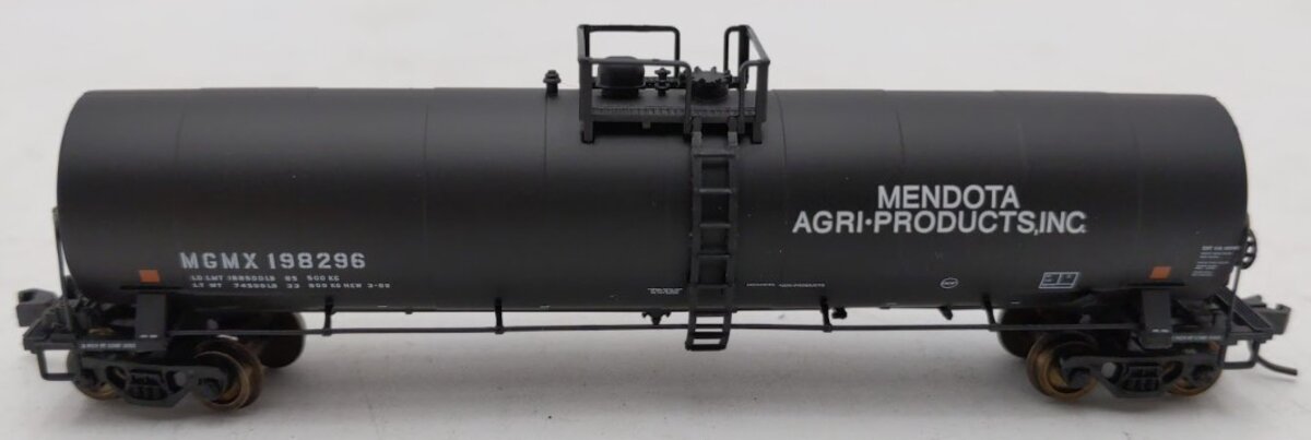 Atlas 30774 N Scale Mendota 23,500 Gallon Tank Car MGMX #198296 LN/Box