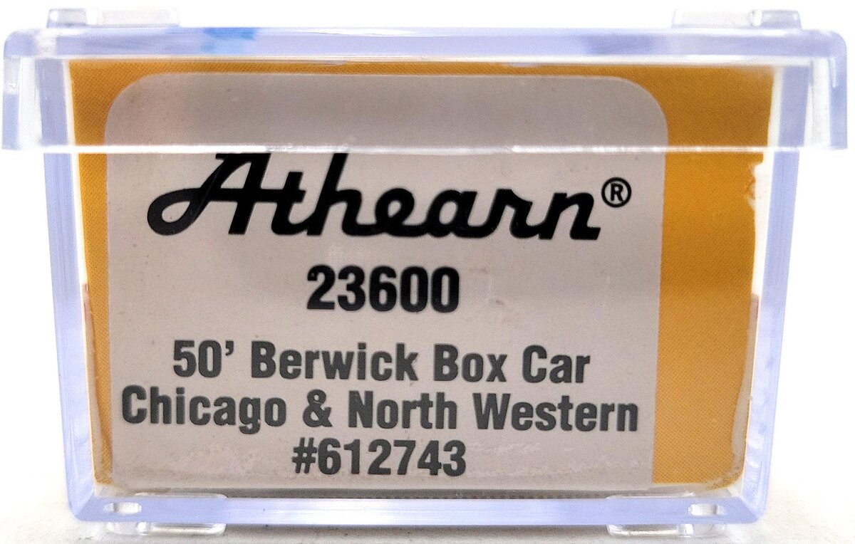 Athearn 23600 N Chicago and North Western 50' Berwick Box #612743 LN/Box