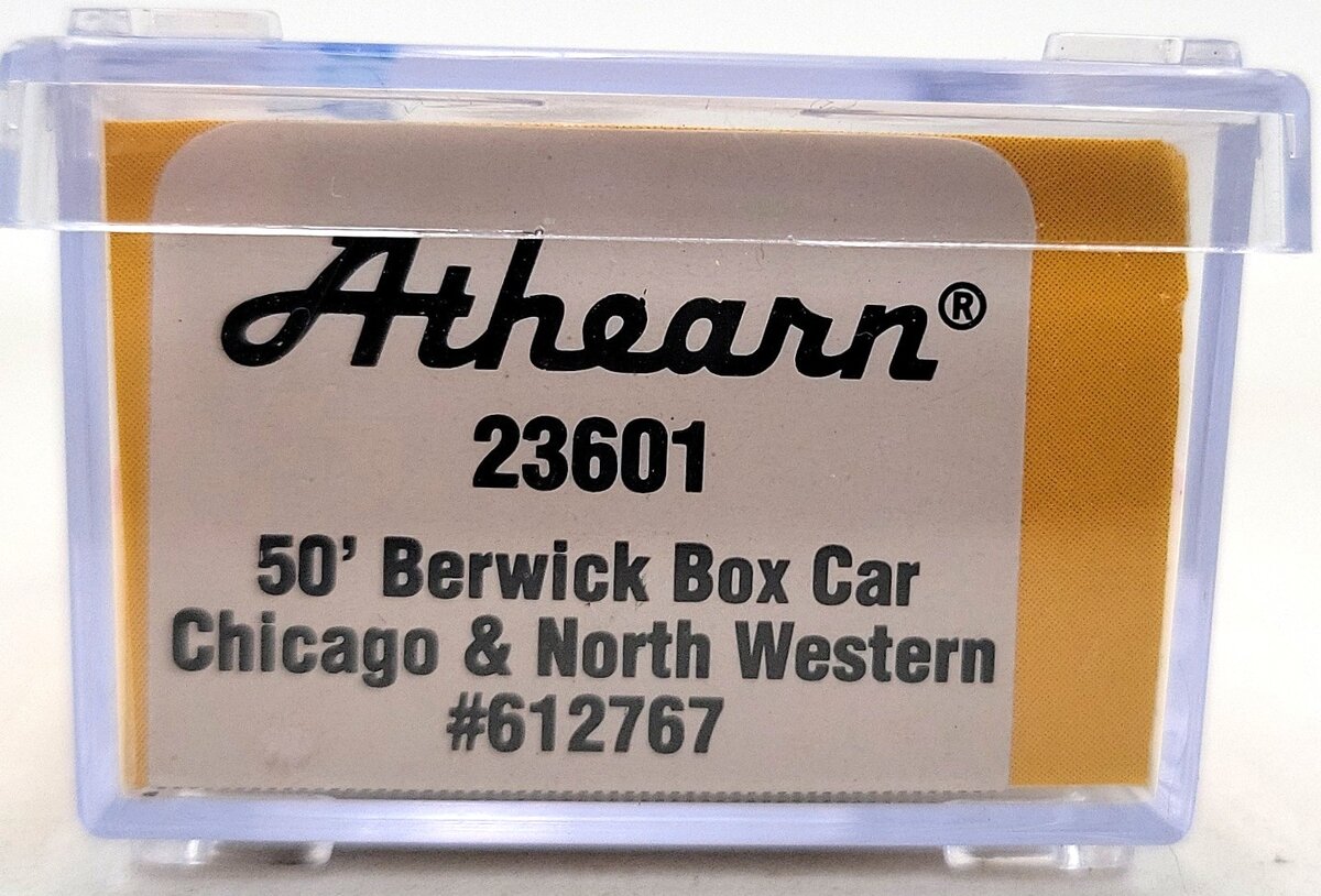 Athearn 23601 N Chicago and North Western 50' Berwick Box #612767 LN/Box