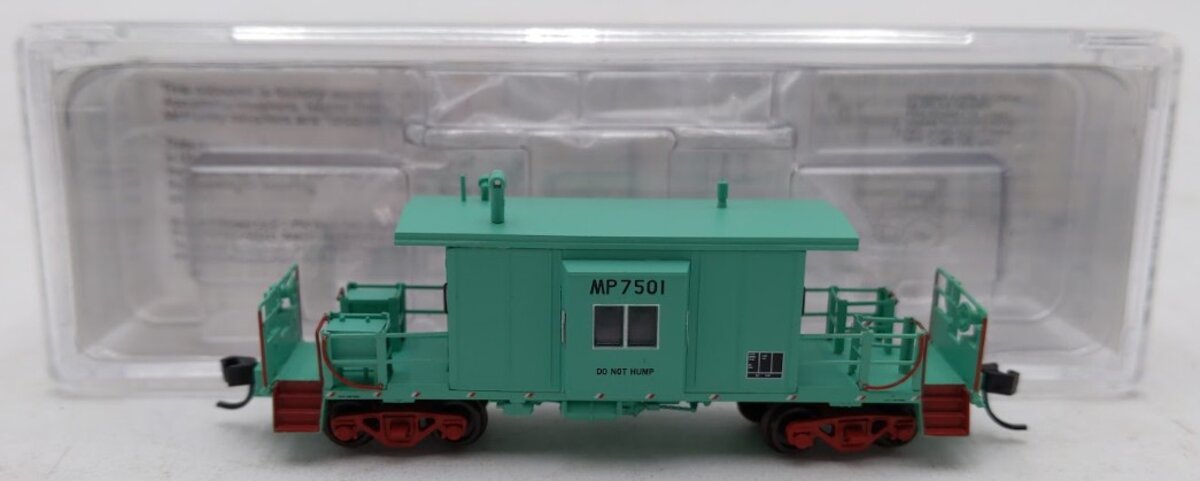Bluford Shops 21060 N MP-UP MOW Green Short Body, Bay Window Caboose #7501