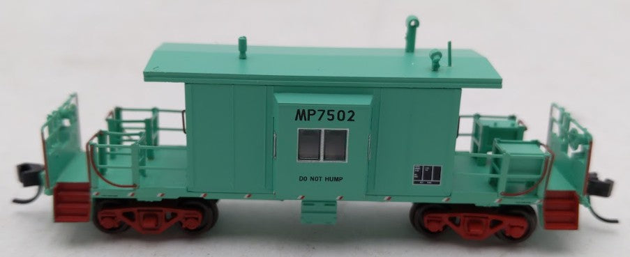 Bluford Shops 21061 N MP-UP MOW Green Short Body, Bay Window Caboose #7502 LN/Box