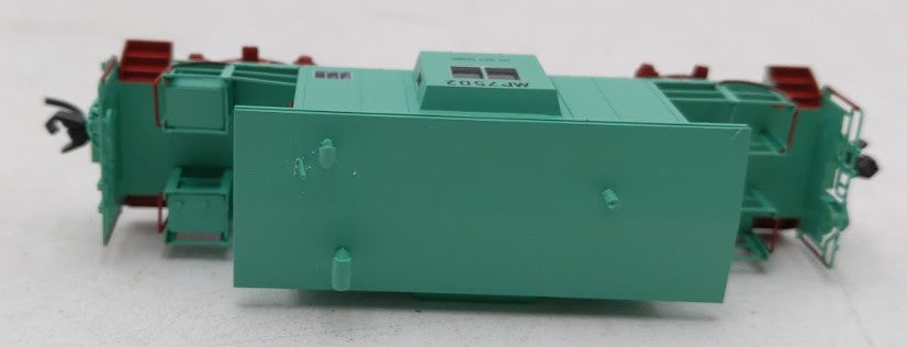 Bluford Shops 21061 N MP-UP MOW Green Short Body, Bay Window Caboose #7502 LN/Box