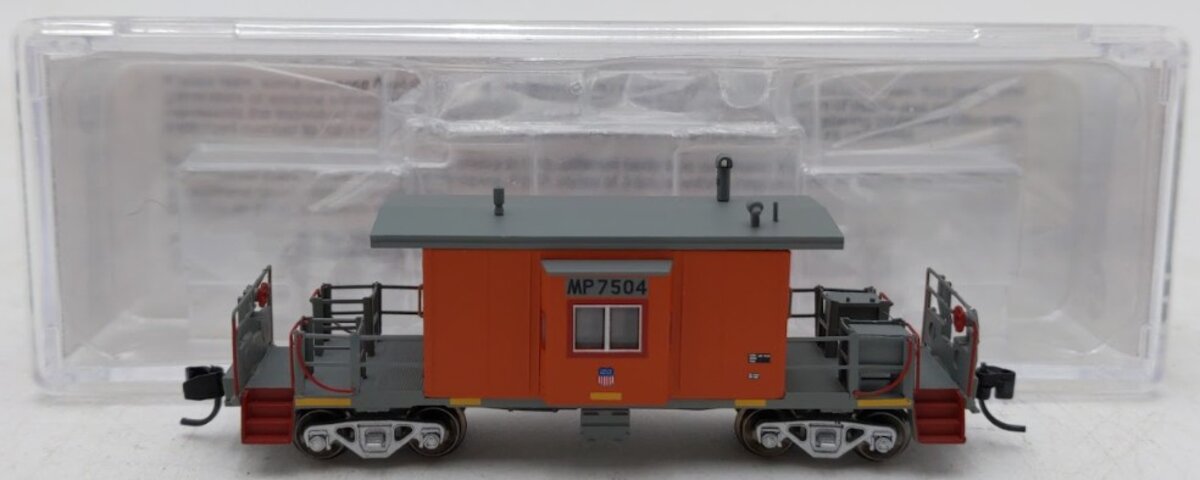 Bluford Shops 21160 N Scale UP/MP MOW Short Body Bay Window Caboose #MP 7504 EX/Box