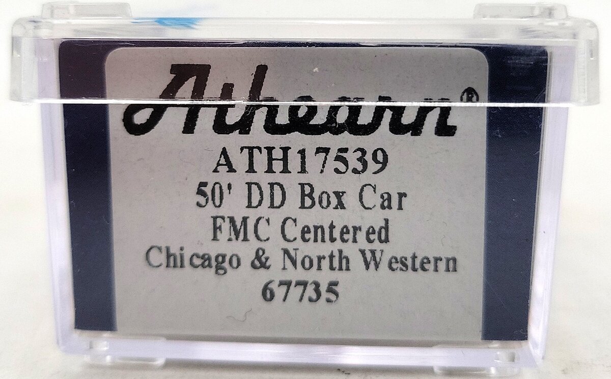 Athearn ATH17539 N Scale Chicago & Northwestern 50' DD Boxcar #67735 EX/Box