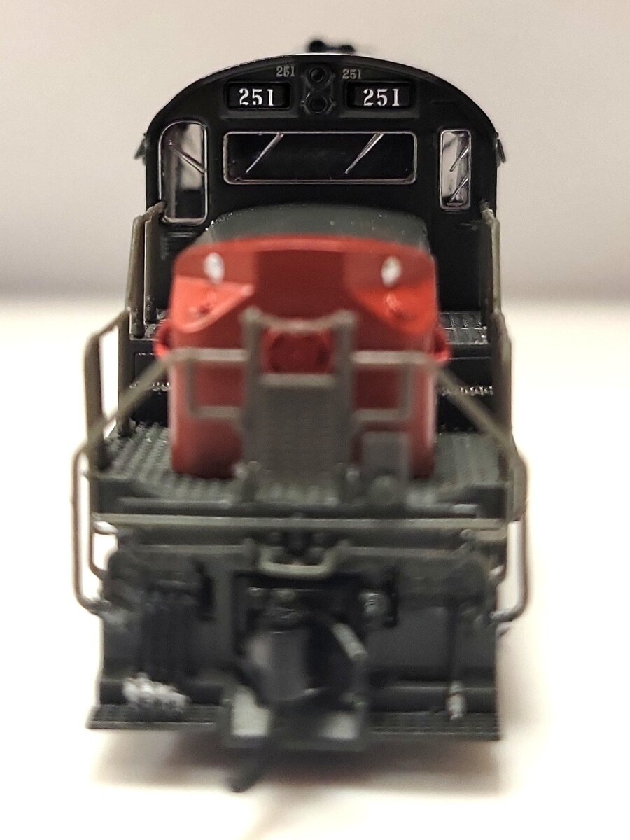Broadway Limited 6624 N SP Alco RSD-15 Diesel Locomotive Sound/DC/DCC #251 LN/Box