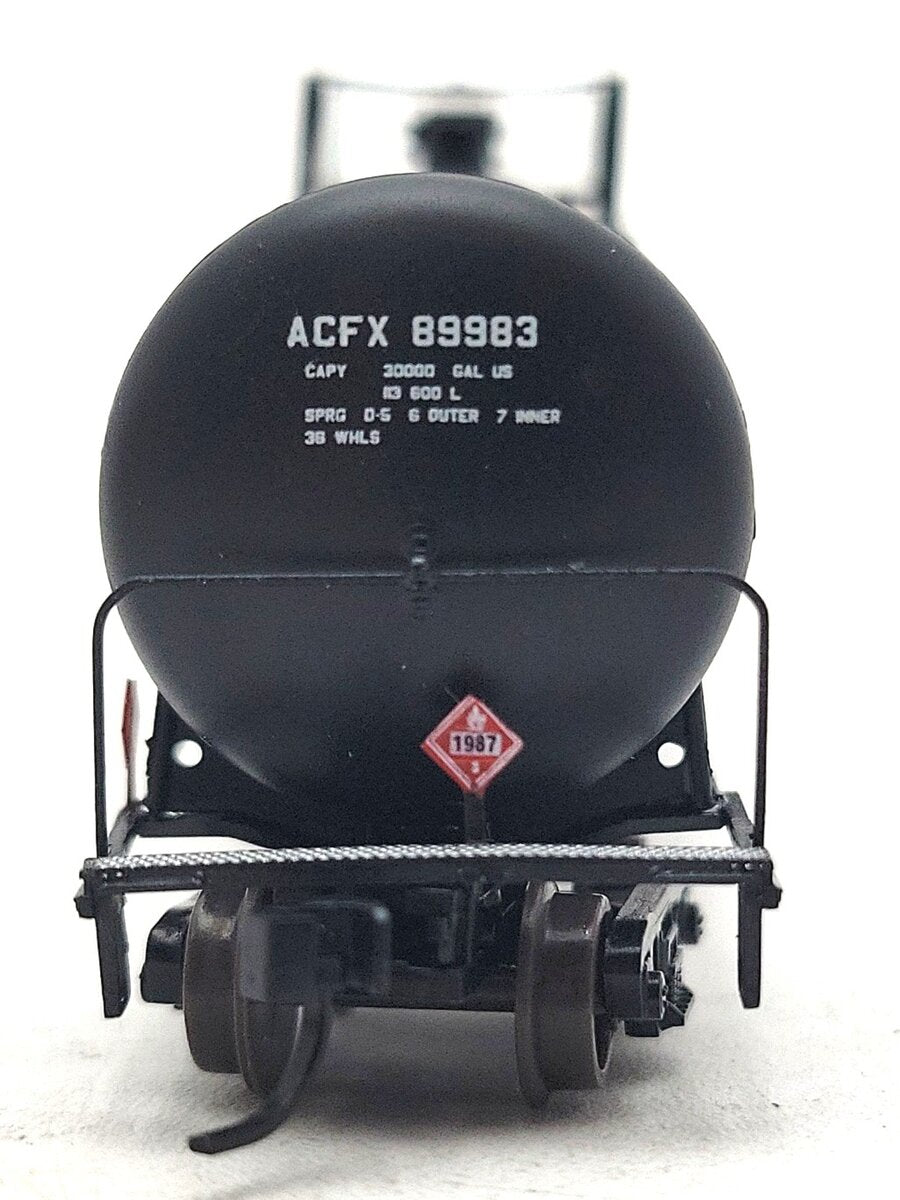 Athearn 10580 N Scale ACFX Chief Ethanol Fuels, Inc 30K Gallon Tank Car #89983 EX/Box