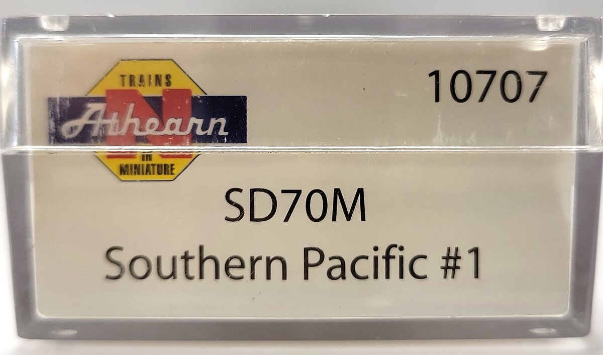 Athearn 10709 N Scale Southern Pacific SD70M Diesel Engine #9816 LN/Box
