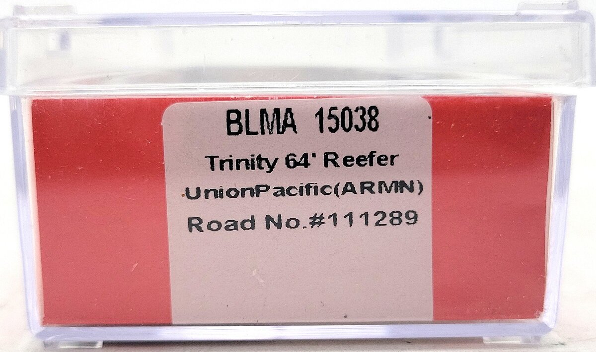 BLMA Models 15038 N Scale Union Pacific Trinity 64' Reefer #111289 LN/Box