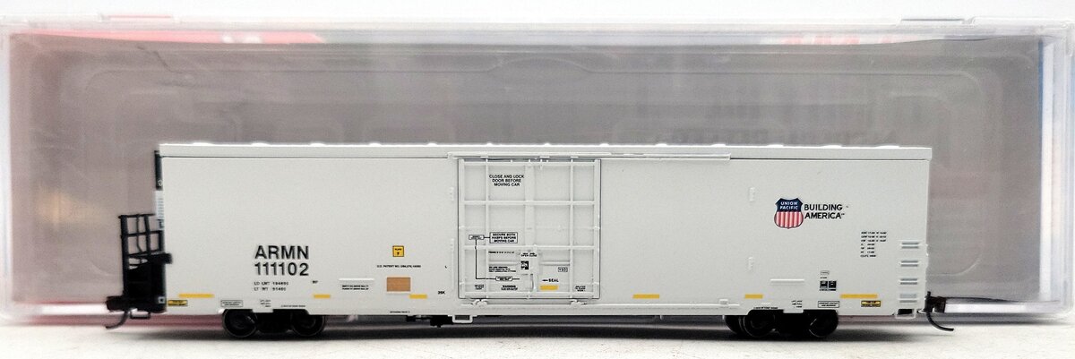 BLMA Models 15005 N Union Pacific Trinity 64' Reefer #111102 LN/Box