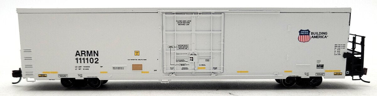BLMA Models 15005 N Union Pacific Trinity 64' Reefer #111102 LN/Box