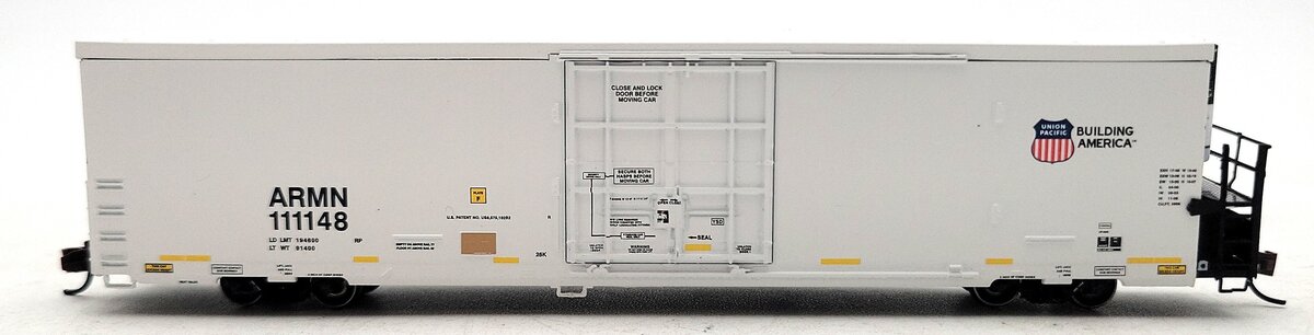 BLMA Models 15007 N UP/ARMN Trinity 64' Reefer #11148 EX/Box