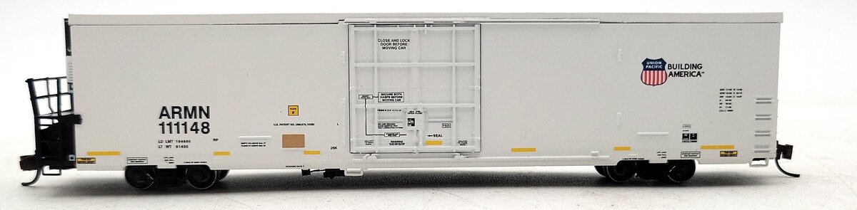 BLMA Models 15007 N UP/ARMN Trinity 64' Reefer #11148 EX/Box