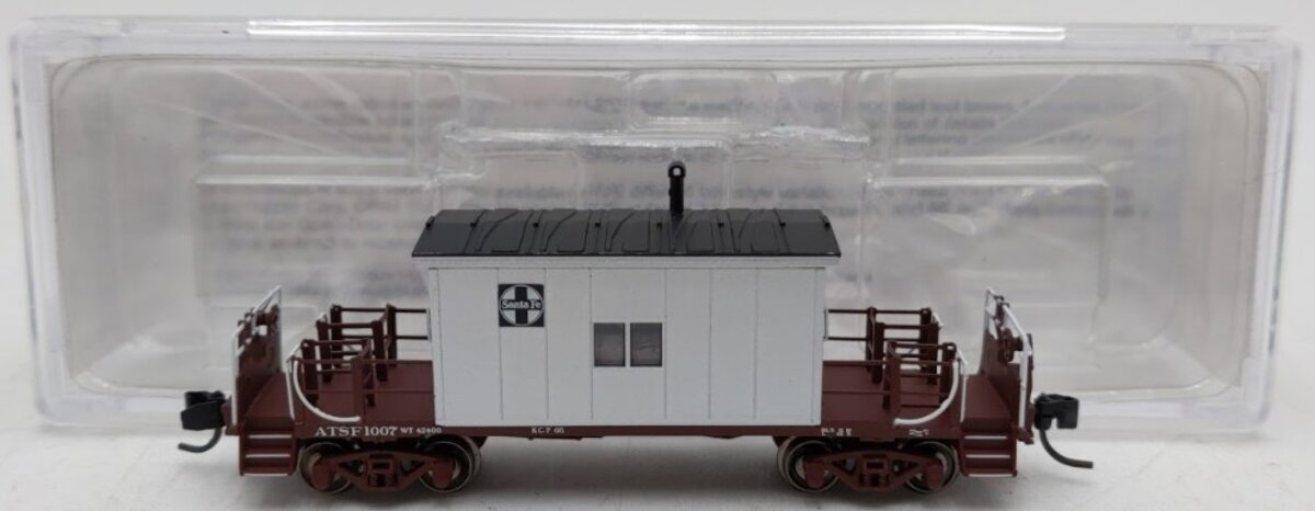 Bluford Shops 24181 N Scale Santa Fe Short Roof Transfer Caboose #1007