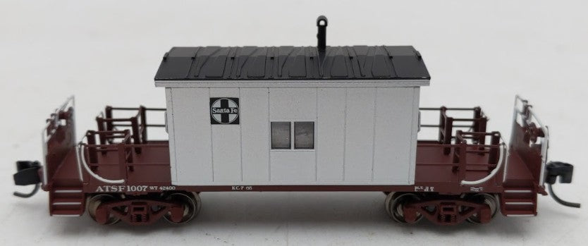 Bluford Shops 24181 N Scale Santa Fe Short Roof Transfer Caboose #1007