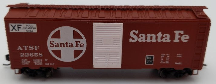 Deluxe Innovations 22658 N Scale Santa Fe XF Series Boxcar #22658 EX/Box