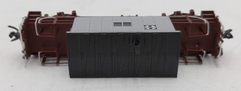 Bluford Shops 24381 N Scale Santa Fe Short Transfer Caboose #1005