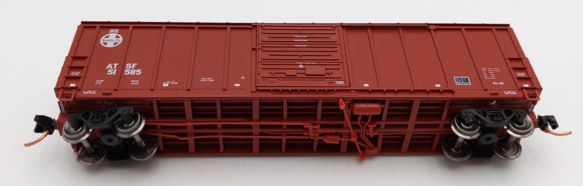 North American Railcar Corp. 11-13003001-01 N Scale ATSF Boxcar  #51585 LN/Box