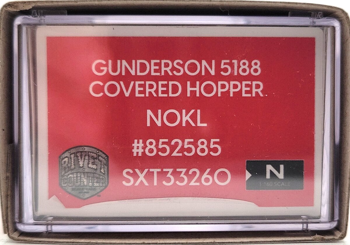 Scale Trains SXT33260 N Scale NOKL Gunderson 5188 Covered Hopper #852585 NIB