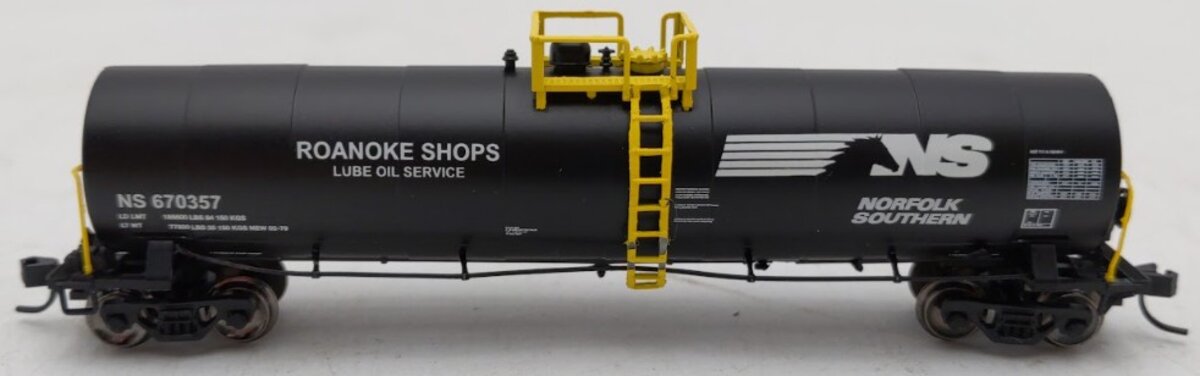 Atlas NSE 13-16 N Scale Norfolk Southern Roanoke Shops Tank Car #670357 VG/Box