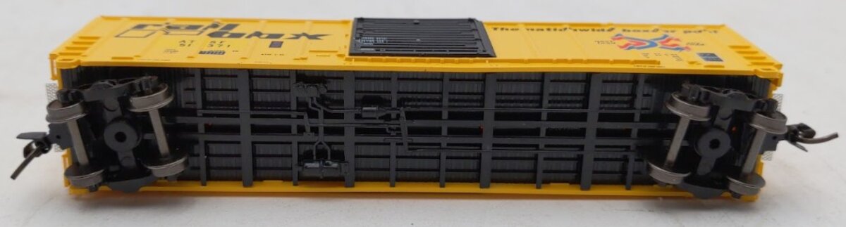 InterMountain 67521-02 N Scale ATSF Ex-Railbox Exterior Post Boxcar #51371 LN/Box