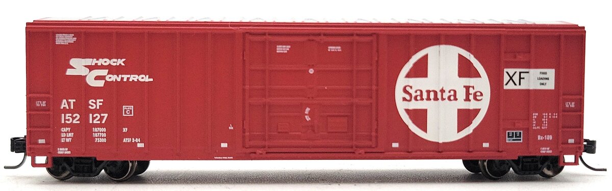 Athearn 3758 N Santa Fe 50' FMC Superior Plug Door Box #152127