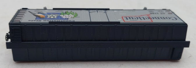 Micro-Trains 02100412 N Scale Connecticut State 40' Plug Door Boxcar #1788 EX/Box