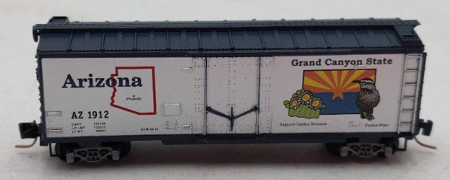 Micro-Trains 50200545 Z Scale Arizona 40' Standard Plug-Door Box Car #1912 EX/Box