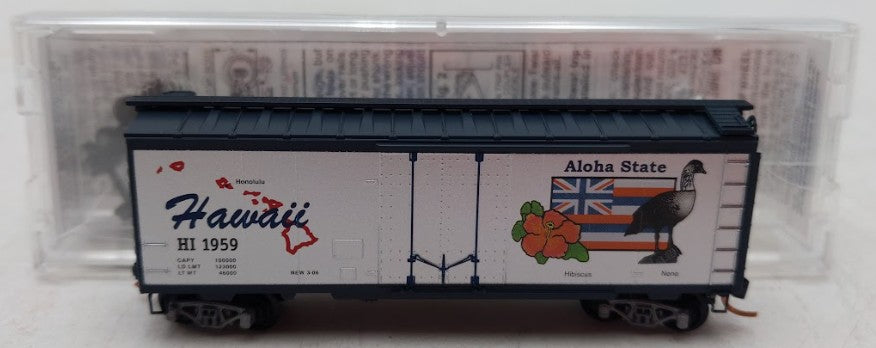 Micro-Trains 02100399 N Scale Hawaii State 40' Standard Plug Door Boxcar #1959 EX/Box