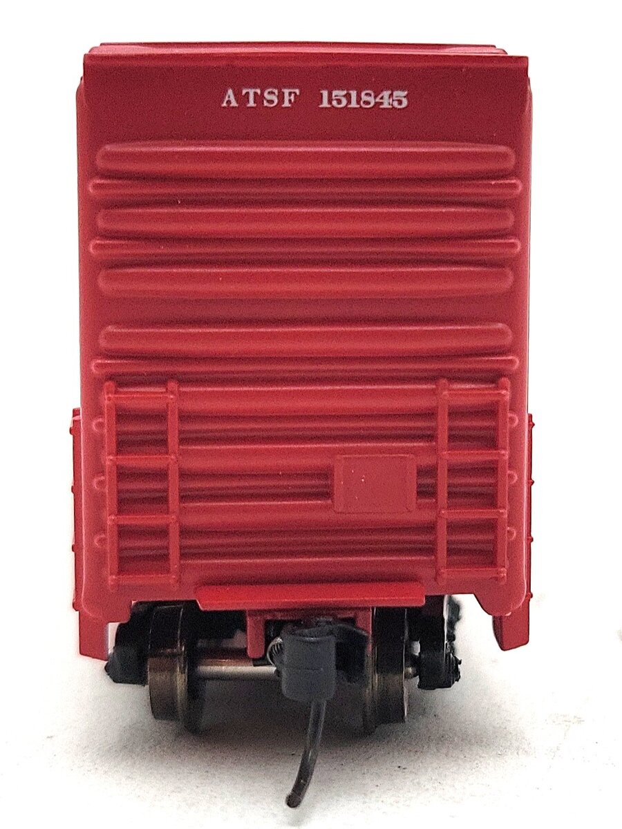 Athearn 3767 N Santa Fe 50' Smooth High Cube Plug Door Box #151845