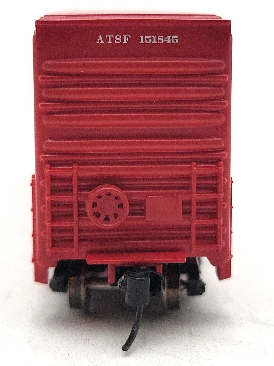Athearn 3767 N Santa Fe 50' Smooth High Cube Plug Door Box #151845