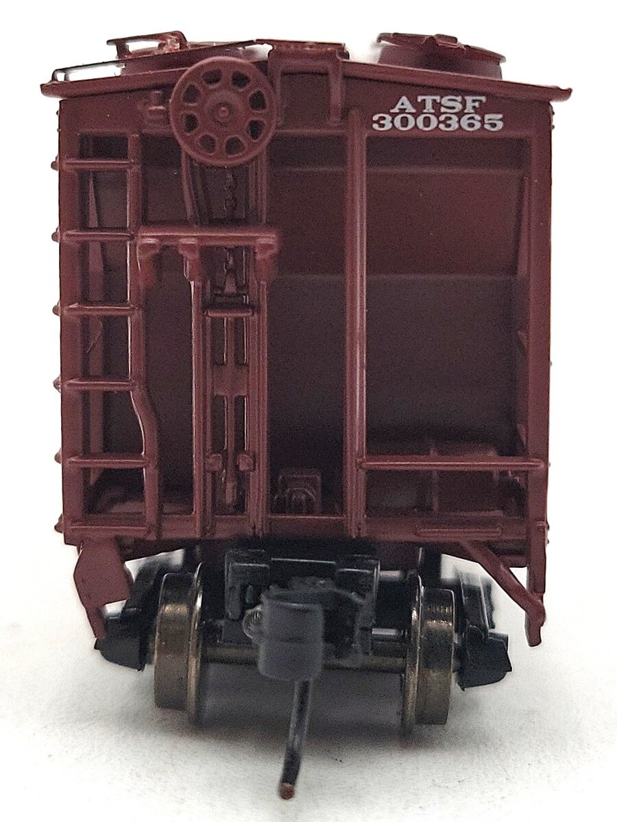 Athearn ATH23831 N Scale Santa Fe PS-2893 Covered Hopper #300365 LN/Box