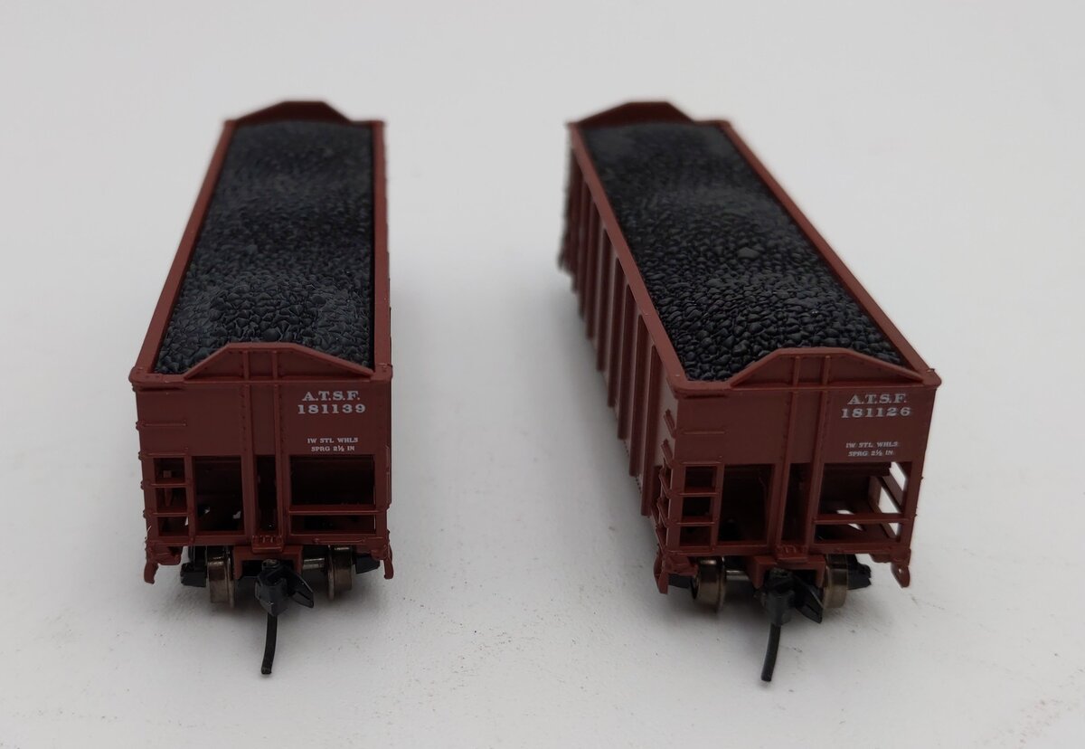 Broadway Limited 7151 N ATSF 3-Bay Hopper Cars #181126/181139 (Set of 2) LN/Box