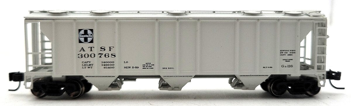 Athearn 28329 N Santa Fe PS-2 2893 3-Bay Covered Hopper #300768