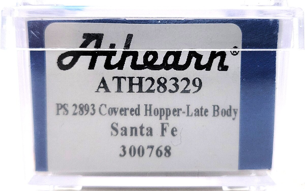 Athearn 28329 N Santa Fe PS-2 2893 3-Bay Covered Hopper #300768