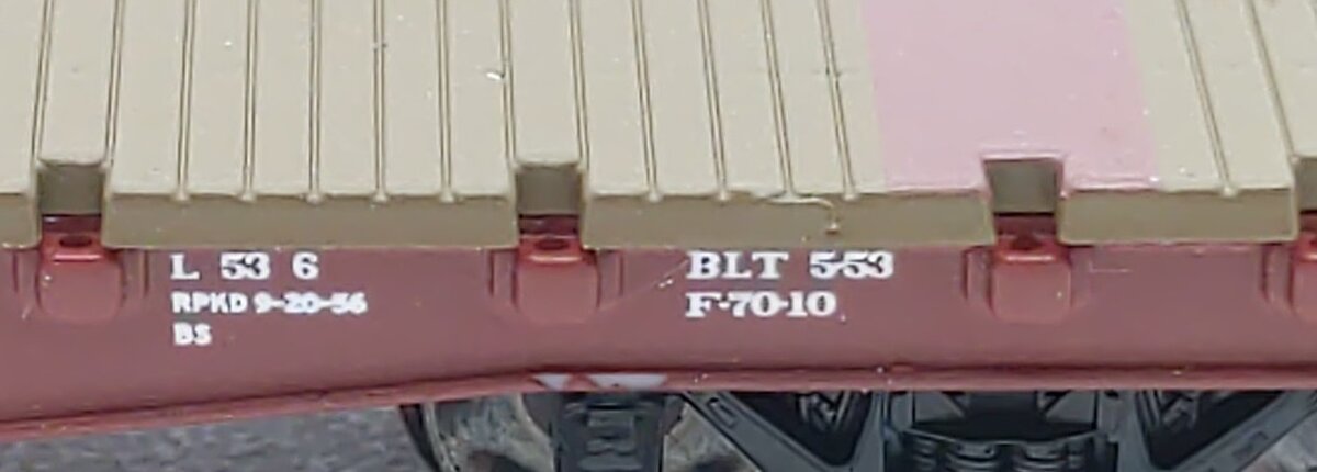 Wheels of Time 50096 N Scale Southern Pacific 53'6' Fish Belly Flat Car #563822 EX/Box