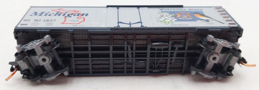 Micro-Trains 02100395 N Scale Michigan State 40' Standard Plug Door Boxcar #1837 EX/Box
