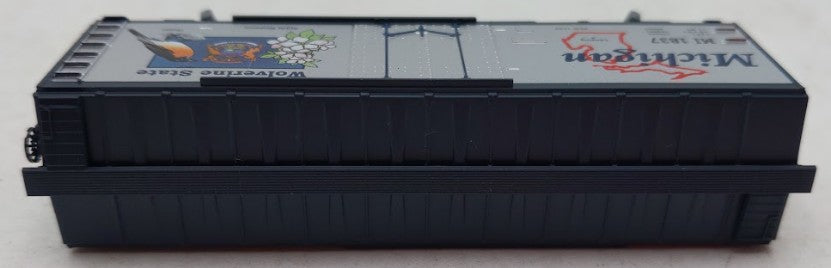 Micro-Trains 02100395 N Scale Michigan State 40' Standard Plug Door Boxcar #1837 EX/Box