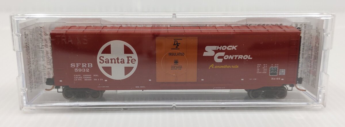 Micro-Trains 03800450 N Scale ATSF 50' Standard Steel Plug Door Boxcar #5932 LN/Box