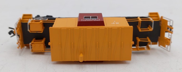 Bluford Shops 22020 N Scale Southern Pacific Short Body Bay Window Caboose #1/Box