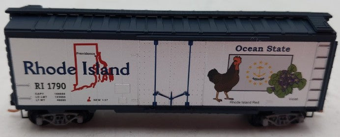 Micro-Trains 02100409 N Scale Rhode Island 40' Plug Door Boxcar #1790 LN/Box