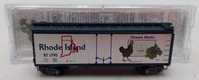 Micro-Trains 02100409 N Scale Rhode Island 40' Plug Door Boxcar #1790 LN/Box