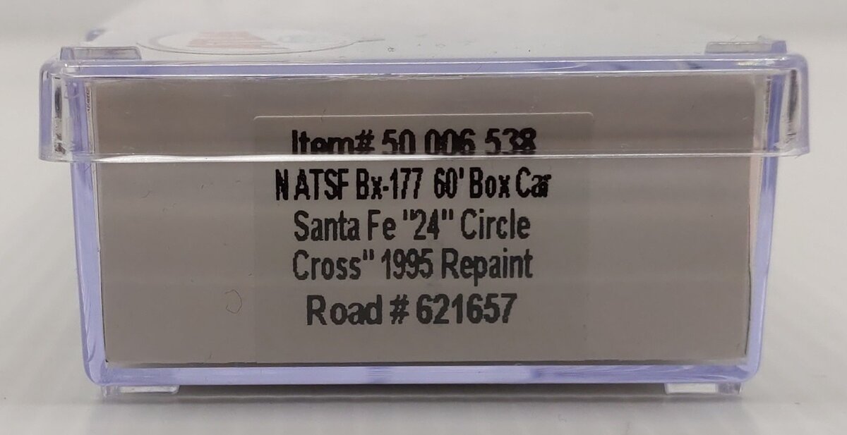 Atlas 50006538 N Santa Fe "24" Circle Cross" BX-177 60' Boxcar #621657 LN/Box