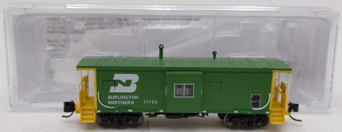Bluford Shops 44250 N BN Phase 4 International Car Bay Window Caboose #11702 EX/Box