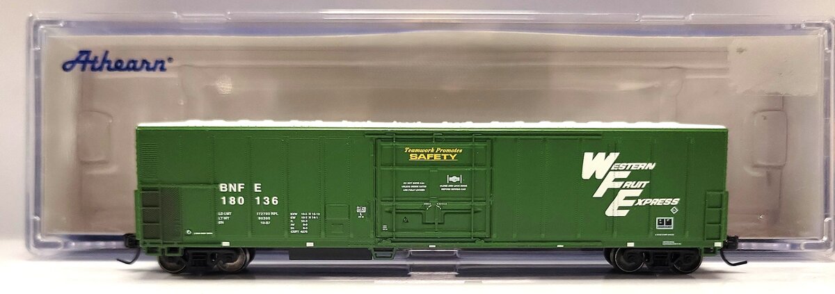 Athearn 17467 N Scale Burlington Northern 57' Mechanical Reefer Car #180136 LN/Box