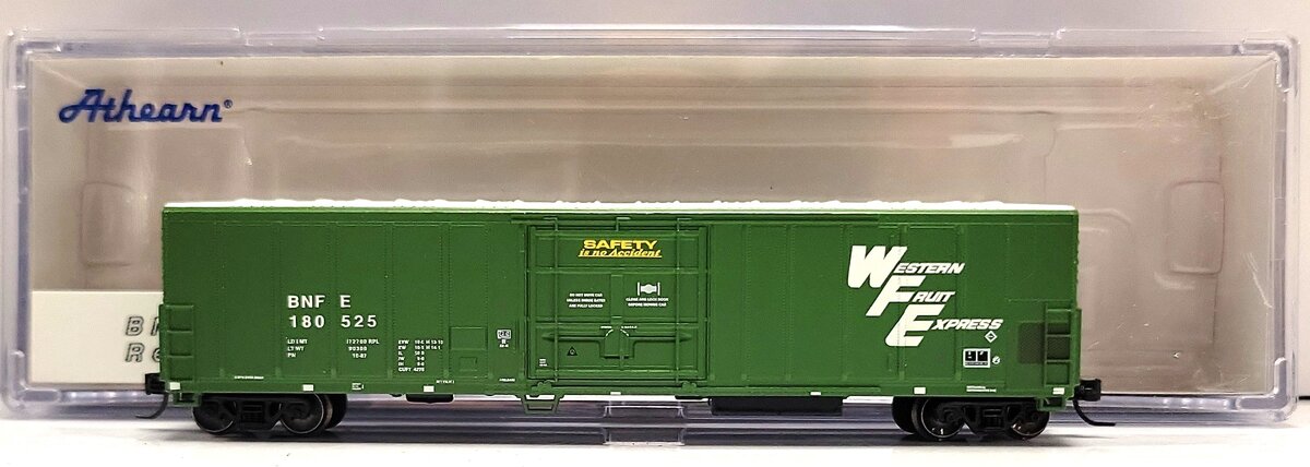 Athearn 17464 N Scale Burlington Northern 57' Mechanical Reefer Car #180525 LN/Box